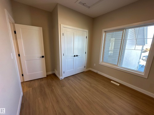 145 Elm Street, Fort Saskatchewan, AB - Indoor Photo Showing Other Room