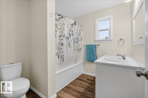 4911 43 Avenue, Beaumont, AB - Indoor Photo Showing Bathroom