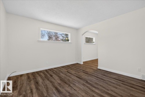4911 43 Avenue, Beaumont, AB - Indoor Photo Showing Other Room