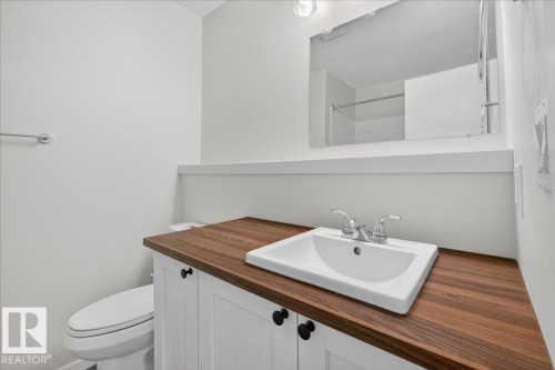 4911 43 Avenue, Beaumont, AB - Indoor Photo Showing Bathroom