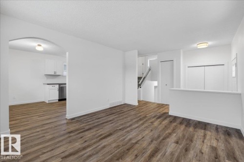 4911 43 Avenue, Beaumont, AB - Indoor Photo Showing Other Room