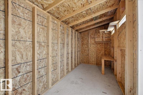 4911 43 Avenue, Beaumont, AB - Indoor Photo Showing Other Room