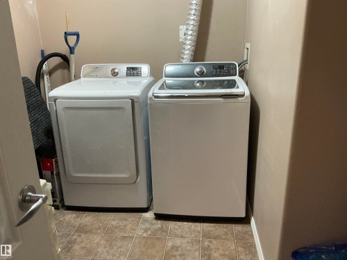 135 592 Hooke Road, Edmonton, AB - Indoor Photo Showing Laundry Room