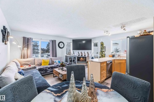 10 451 Hyndman Crescent, Edmonton, AB - Indoor Photo Showing Other Room