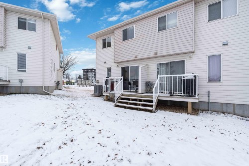 10 451 Hyndman Crescent, Edmonton, AB - Outdoor With Deck Patio Veranda With Exterior