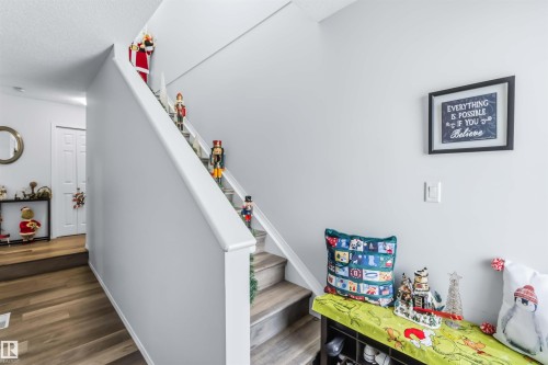 10 451 Hyndman Crescent, Edmonton, AB - Indoor Photo Showing Other Room