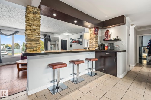 12903/12905 96 Street, Edmonton, AB - Indoor