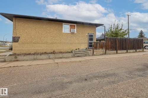 12903/12905 96 Street, Edmonton, AB - Outdoor