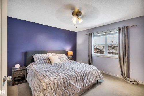139 Chestermere Crescent, Sherwood Park, AB - Indoor Photo Showing Bedroom