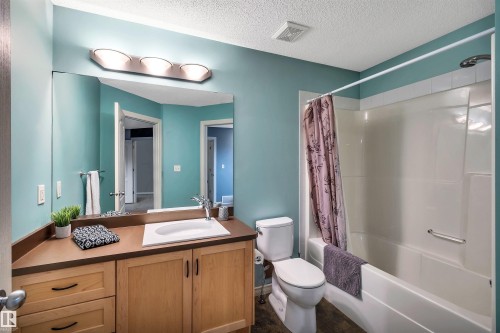 139 Chestermere Crescent, Sherwood Park, AB - Indoor Photo Showing Bathroom