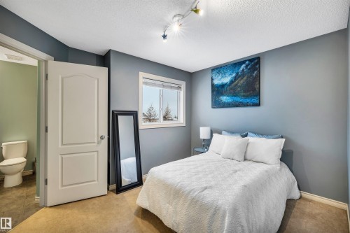 139 Chestermere Crescent, Sherwood Park, AB - Indoor Photo Showing Bedroom