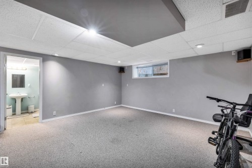 139 Chestermere Crescent, Sherwood Park, AB - Indoor