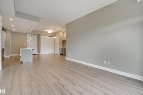 406 528 Griesbach Parade, Edmonton, AB - Indoor