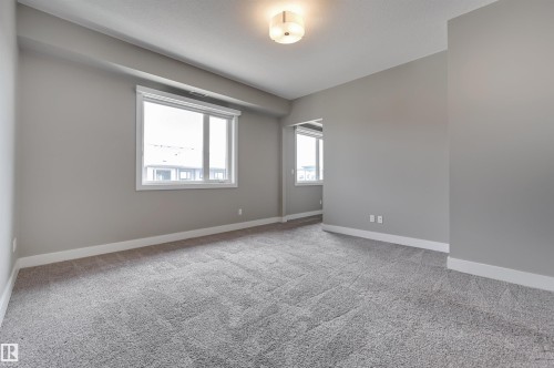 406 528 Griesbach Parade, Edmonton, AB - Indoor Photo Showing Other Room