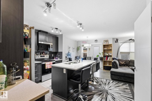 7237 Armour Crescent, Edmonton, AB - Indoor Photo Showing Kitchen With Double Sink