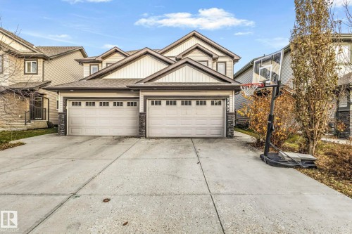 7237 Armour Crescent, Edmonton, AB - Outdoor With Facade