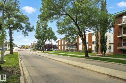 306 10160 83 Avenue, Edmonton, AB - Outdoor