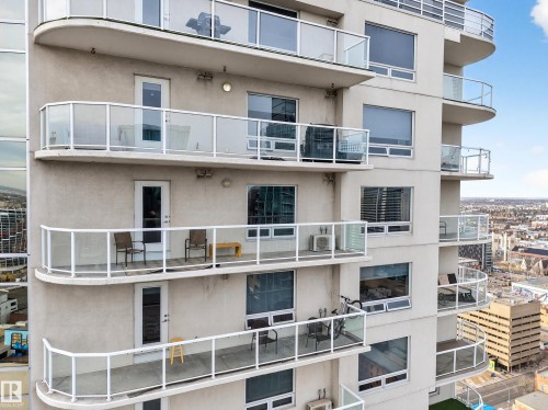 3002 10152 104 Street, Edmonton, AB - Outdoor