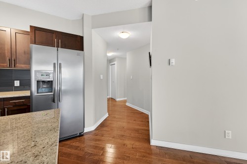 3002 10152 104 Street, Edmonton, AB - Indoor Photo Showing Kitchen