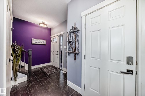 3411 8 Street, Edmonton, AB - Indoor Photo Showing Other Room