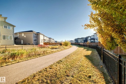 3411 8 Street, Edmonton, AB - Outdoor