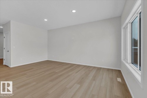 1142 South Creek Wynd, Stony Plain, AB - Indoor Photo Showing Other Room