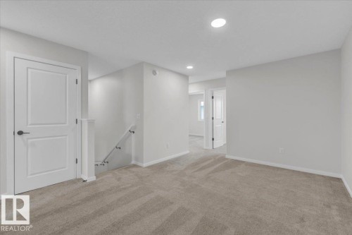 1142 South Creek Wynd, Stony Plain, AB - Indoor Photo Showing Other Room