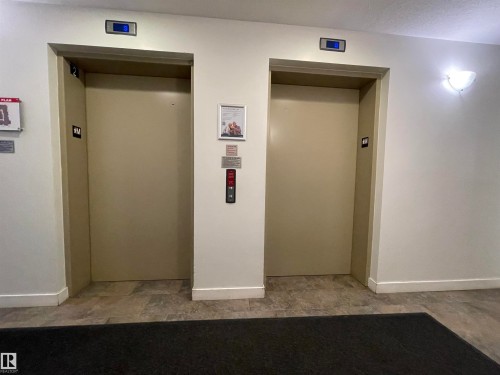 115 10523 123 Street, Edmonton, AB - Indoor Photo Showing Other Room