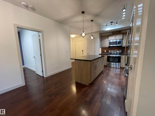 115 10523 123 Street, Edmonton, AB - Indoor Photo Showing Other Room