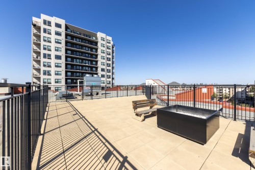 115 10523 123 Street, Edmonton, AB - Outdoor