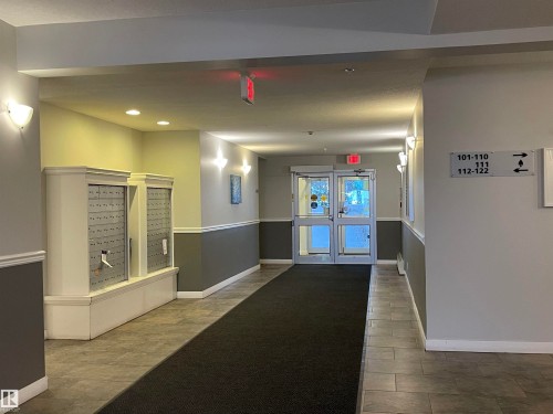 115 10523 123 Street, Edmonton, AB - Indoor Photo Showing Other Room