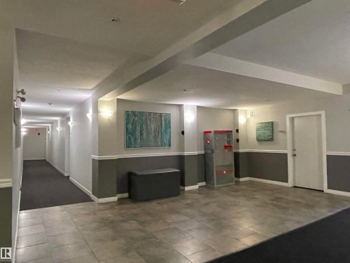 115 10523 123 Street, Edmonton, AB - Indoor Photo Showing Other Room