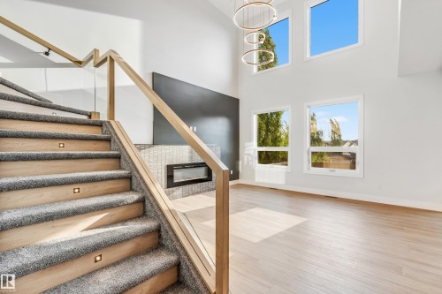 1 Horizon Link, Spruce Grove, AB - Indoor Photo Showing Other Room