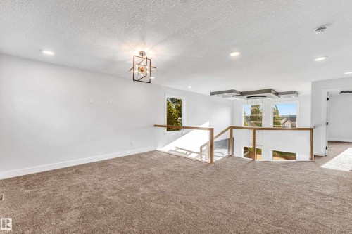 1 Horizon Link, Spruce Grove, AB - Indoor Photo Showing Other Room