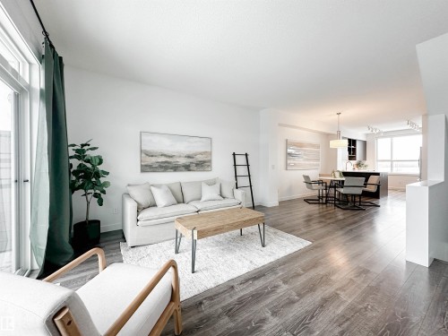 14 100 Jensen Boulevard, St. Albert, AB - Indoor Photo Showing Living Room