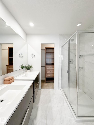 14 100 Jensen Boulevard, St. Albert, AB - Indoor Photo Showing Bathroom