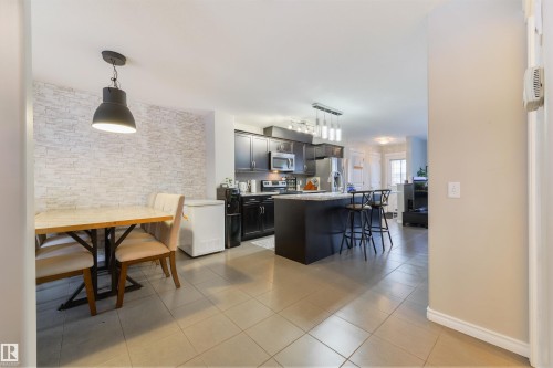 346 Secord Boulevard, Edmonton, AB - Indoor