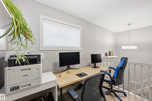 140 Axbridge Gate, Sherwood Park, AB - Indoor Photo Showing Office