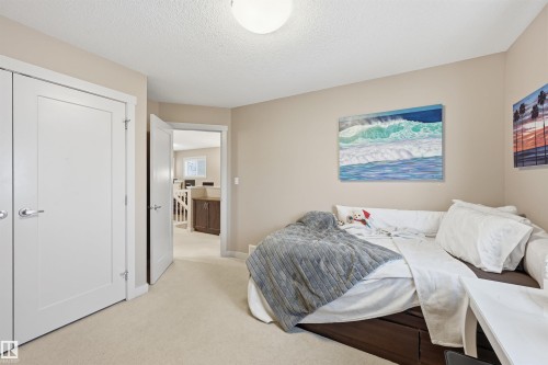 140 Axbridge Gate, Sherwood Park, AB - Indoor Photo Showing Bedroom