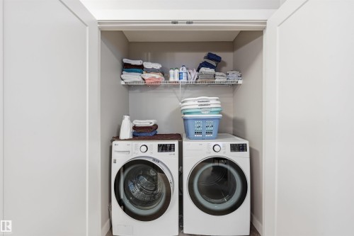 140 Axbridge Gate, Sherwood Park, AB - Indoor Photo Showing Laundry Room