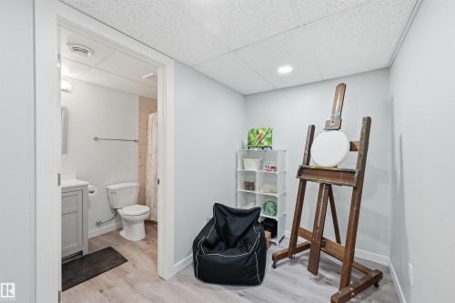 140 Axbridge Gate, Sherwood Park, AB - Indoor