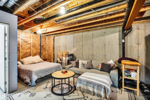 98 Kingsbury Circle, Spruce Grove, AB - Indoor Photo Showing Basement