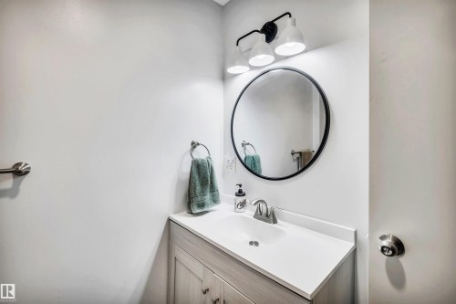 98 Kingsbury Circle, Spruce Grove, AB - Indoor