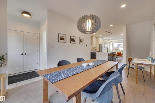 10411 144 Street, Edmonton, AB - Indoor Photo Showing Dining Room