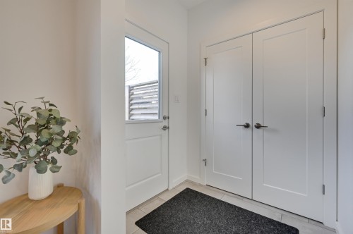 10411 144 Street, Edmonton, AB - Indoor Photo Showing Other Room