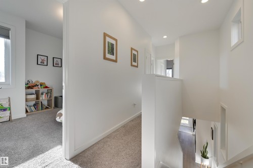 10411 144 Street, Edmonton, AB - Indoor Photo Showing Other Room