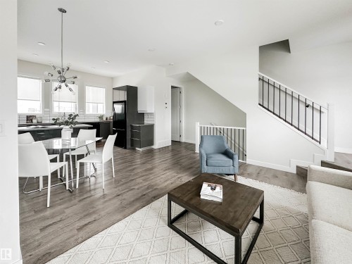 5 130 Element Dr, St. Albert, AB - Indoor Photo Showing Living Room