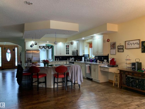 57 Longview Drive, Spruce Grove, AB - Indoor