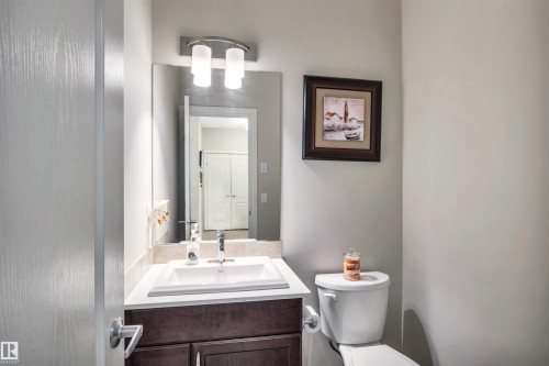 5512 Allbright Square, Edmonton, AB - Indoor Photo Showing Bathroom