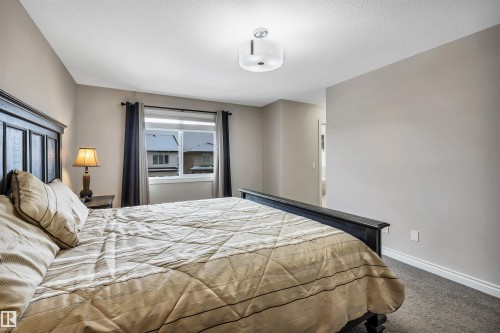 5512 Allbright Square, Edmonton, AB - Indoor Photo Showing Bedroom